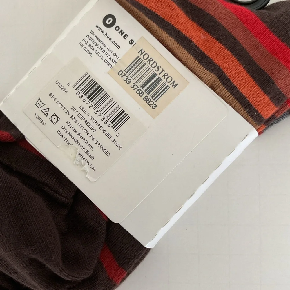 Hue NWT Knee socks OS